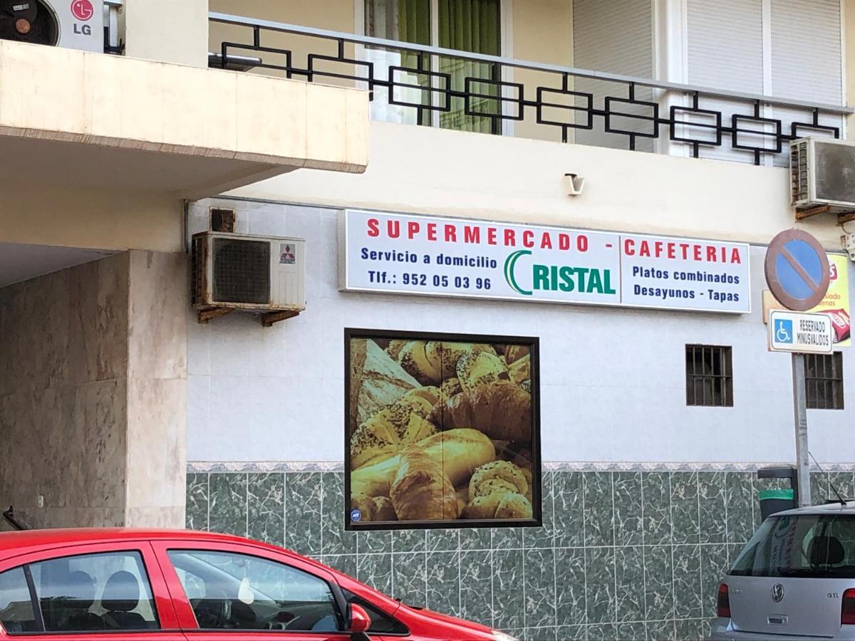 Apartamento Totalmente Reformado Con Piscina Y Jardines Al Lado De La Playa De La Carihuela Torremolinos Zewnętrze zdjęcie