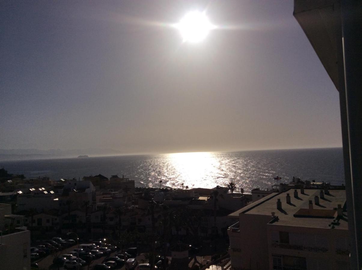 Apartamento Totalmente Reformado Con Piscina Y Jardines Al Lado De La Playa De La Carihuela Torremolinos Zewnętrze zdjęcie
